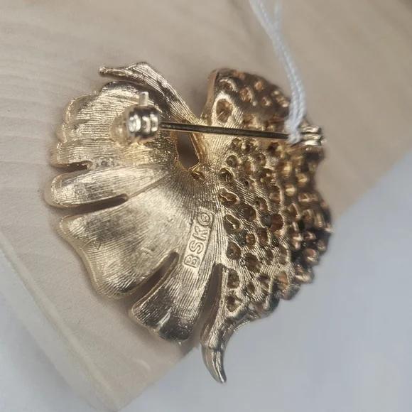 Vintage BSK Ginko Leaf Gold Tone Amber Rhinestone Brooch Leaf Two Tone Brown - Picture 5 of 10